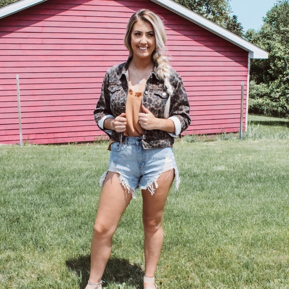 Ellie Leopard Midi Jacket - Picture 3 of 7